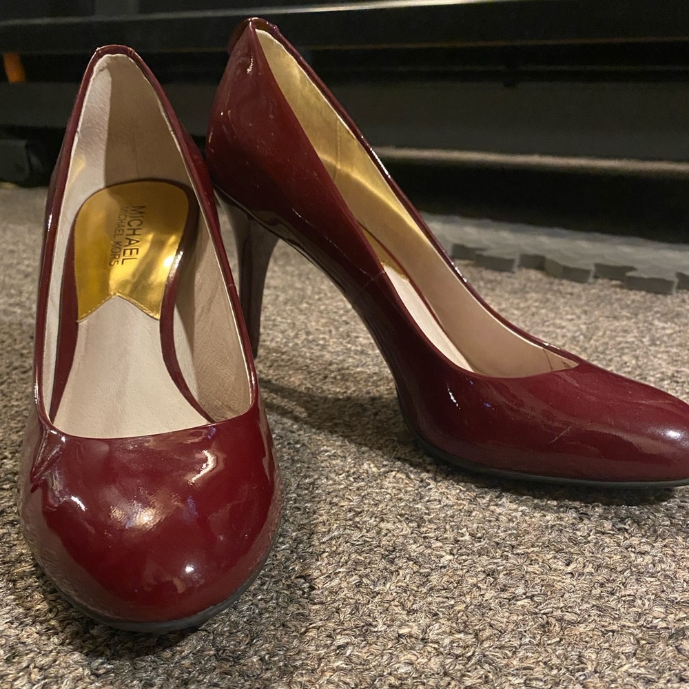 Red Patent Michael Kors pumps size 7.5